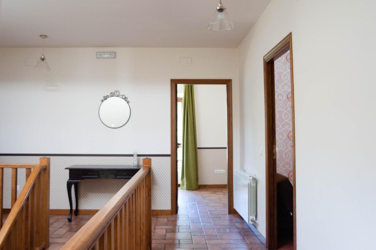 Casa del Cura Las Navas del Marqués Exterior foto